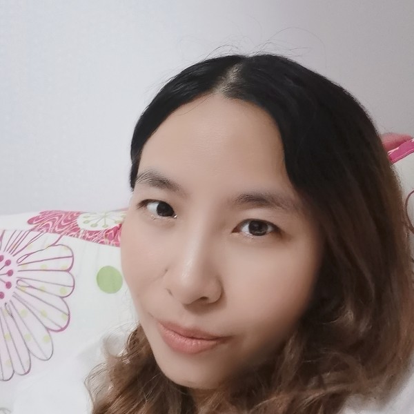 小巧有服饰的照片