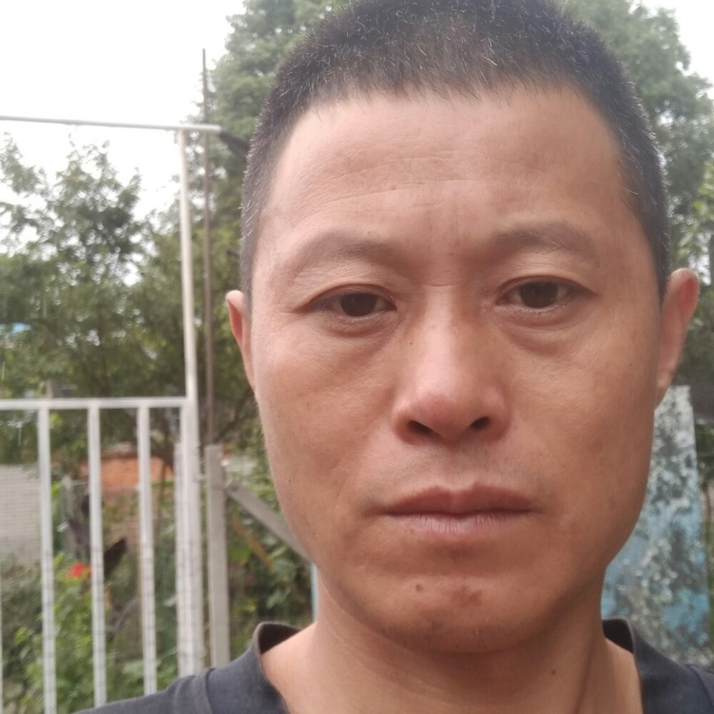 刘庸的照片