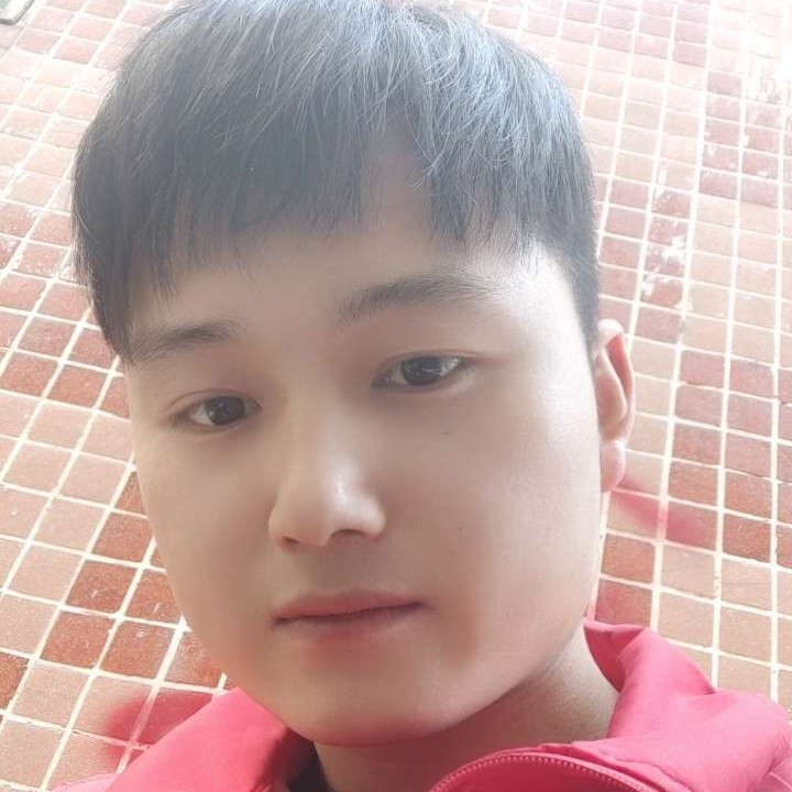 发箍打落寞的照片