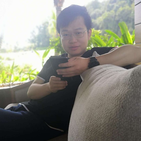 H天边一朵云H的照片