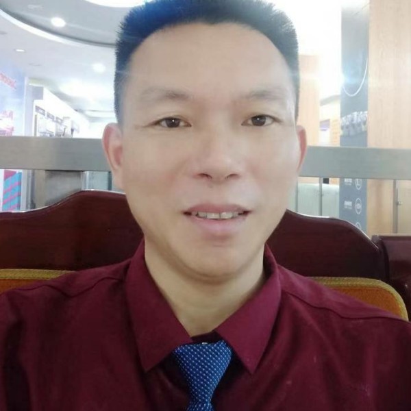 海中黄金的照片