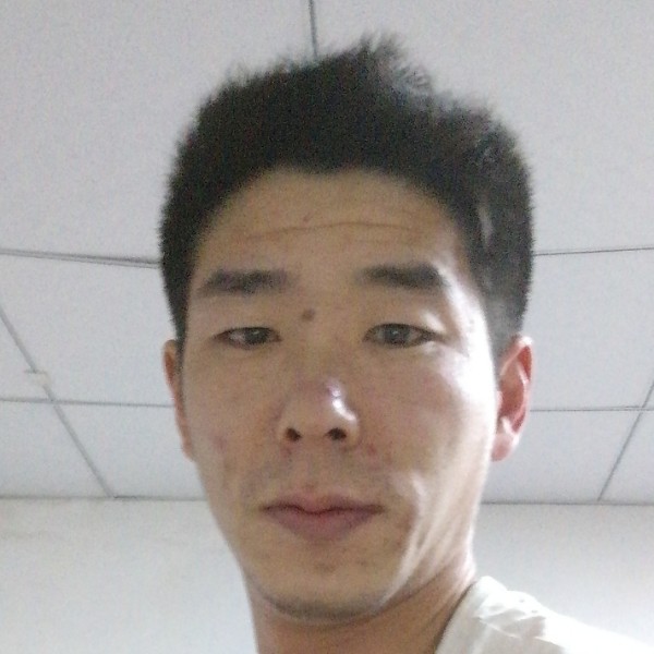 落寂给超短裙的照片