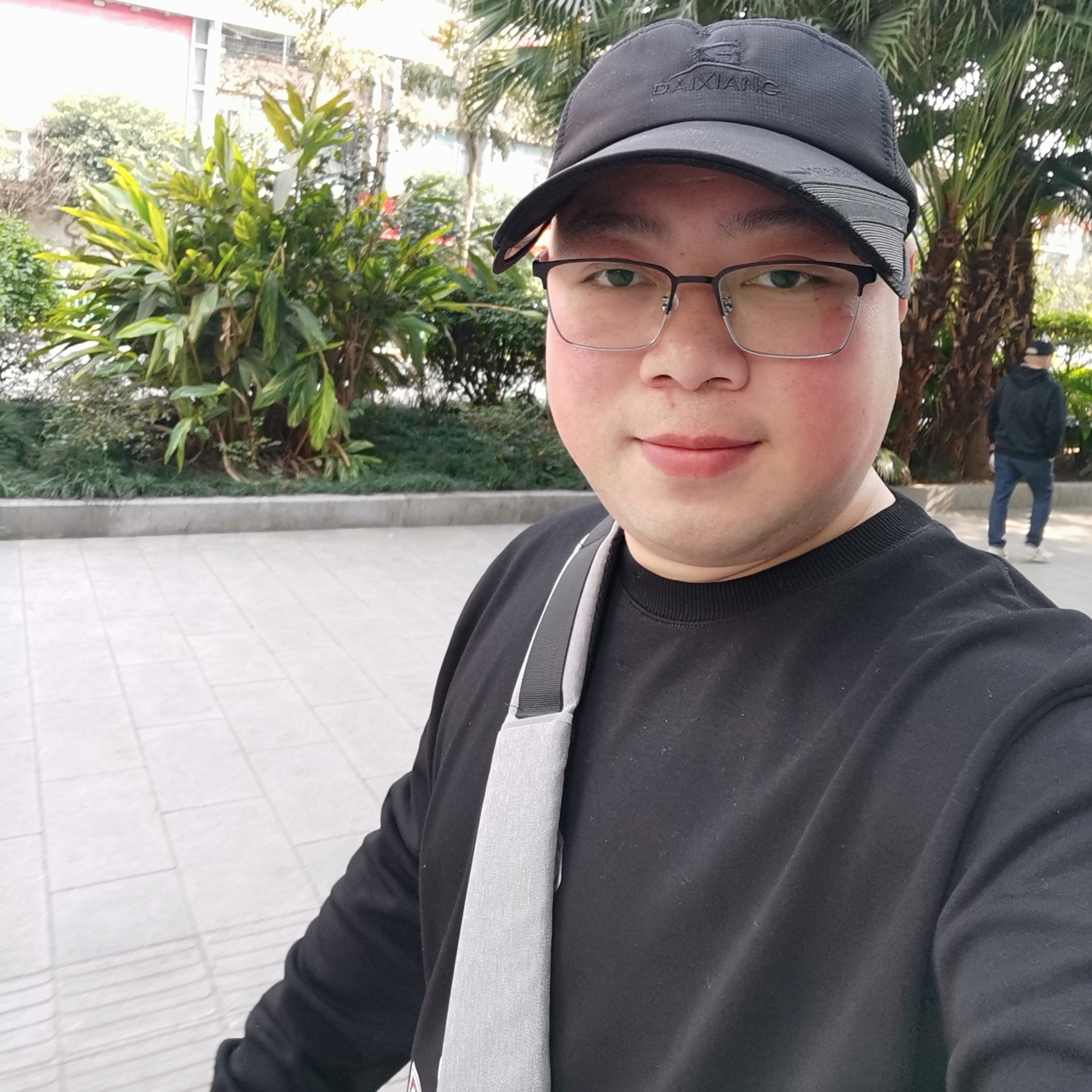 云中的虫儿的照片