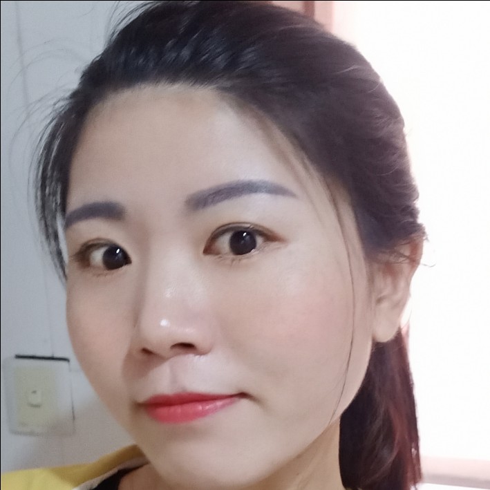石头向彼年的照片