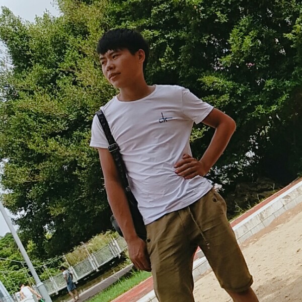 爱在多一点的照片