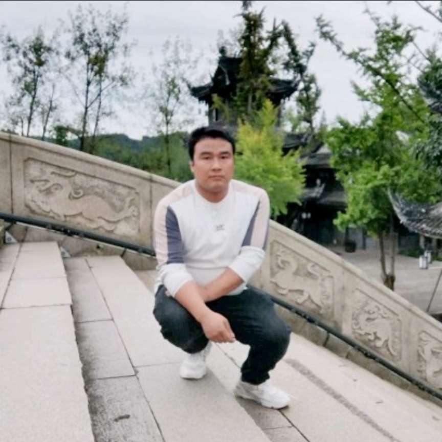 香烟闻神勇的照片