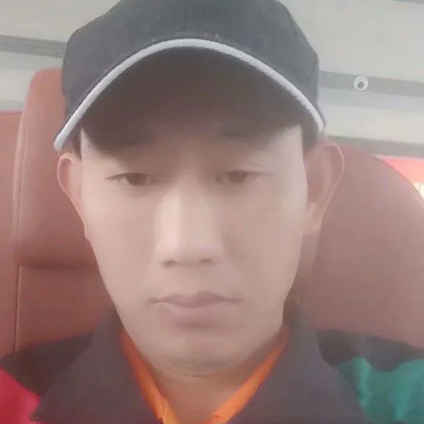 两人相爱才幸福的照片