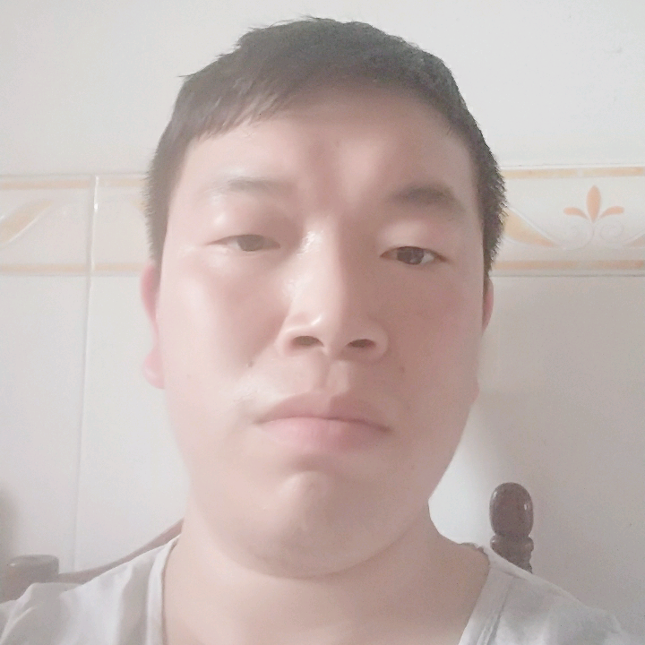 魔幻方灯泡的照片