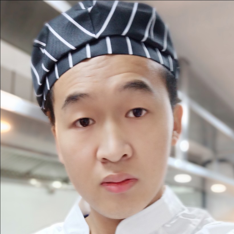 繁荣挽手鸡翅的照片