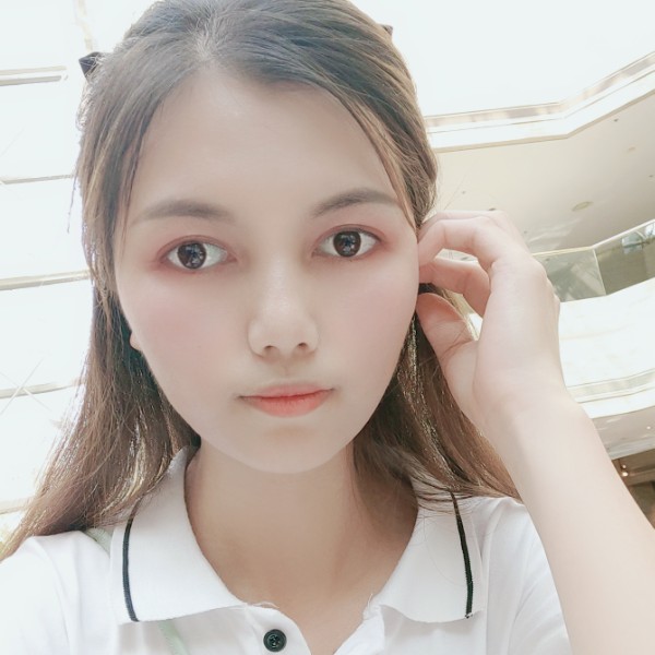 殷勤漫步诺言的照片