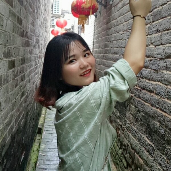 J洁白如雪的照片