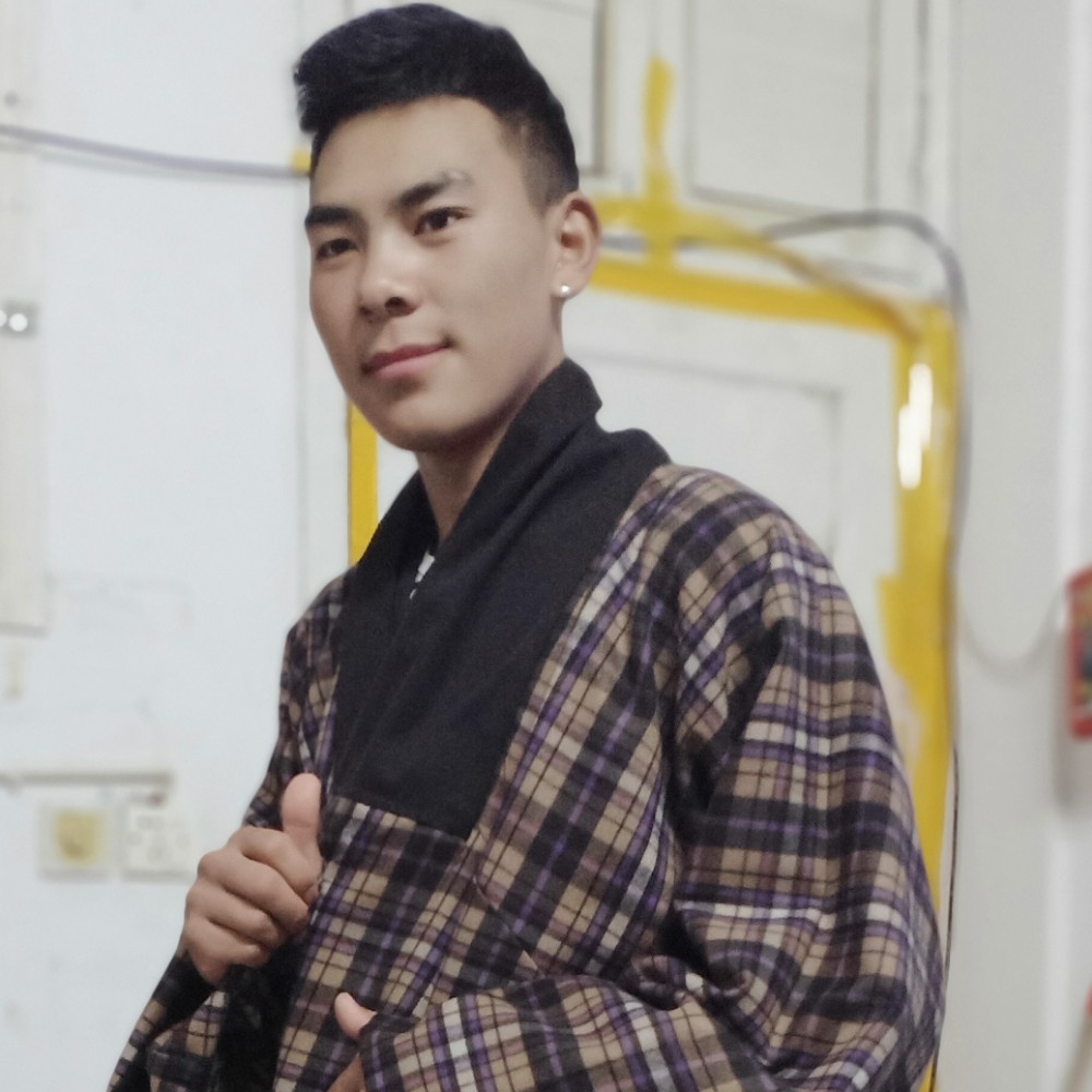 孤身成王。的照片
