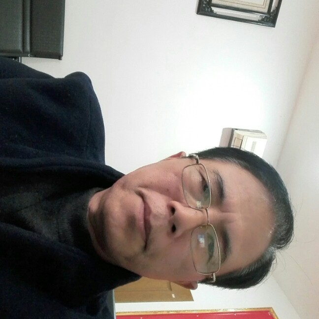 缠绵台灯的照片