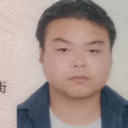 默默方百褶裙的照片