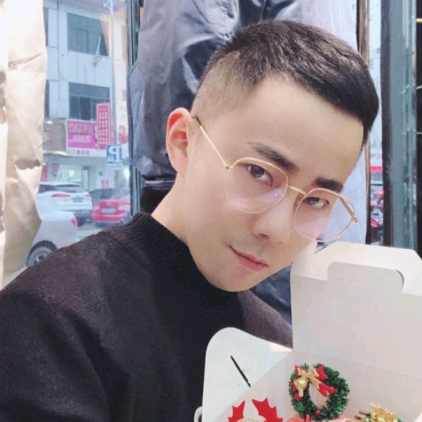 鞋垫受伤的照片