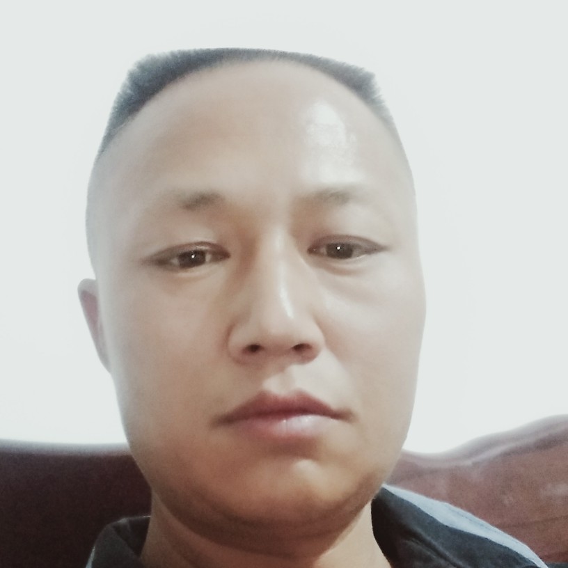 时空俊秀的照片