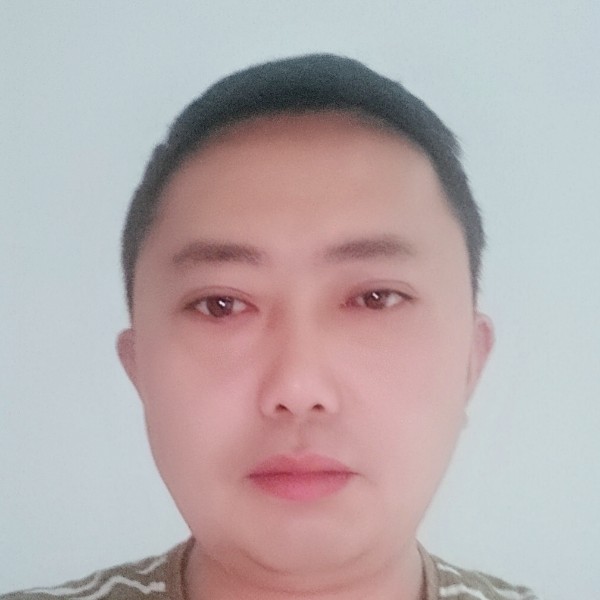 琉璃魁梧的照片