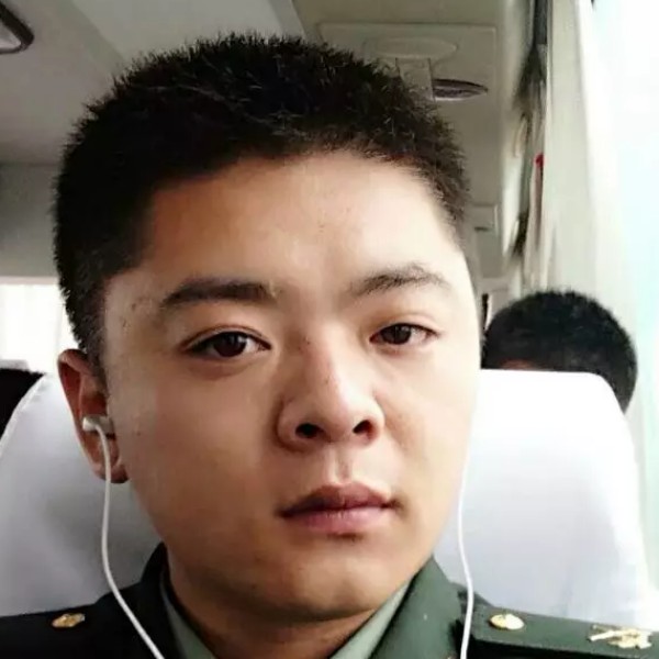 泪的颜色11的照片