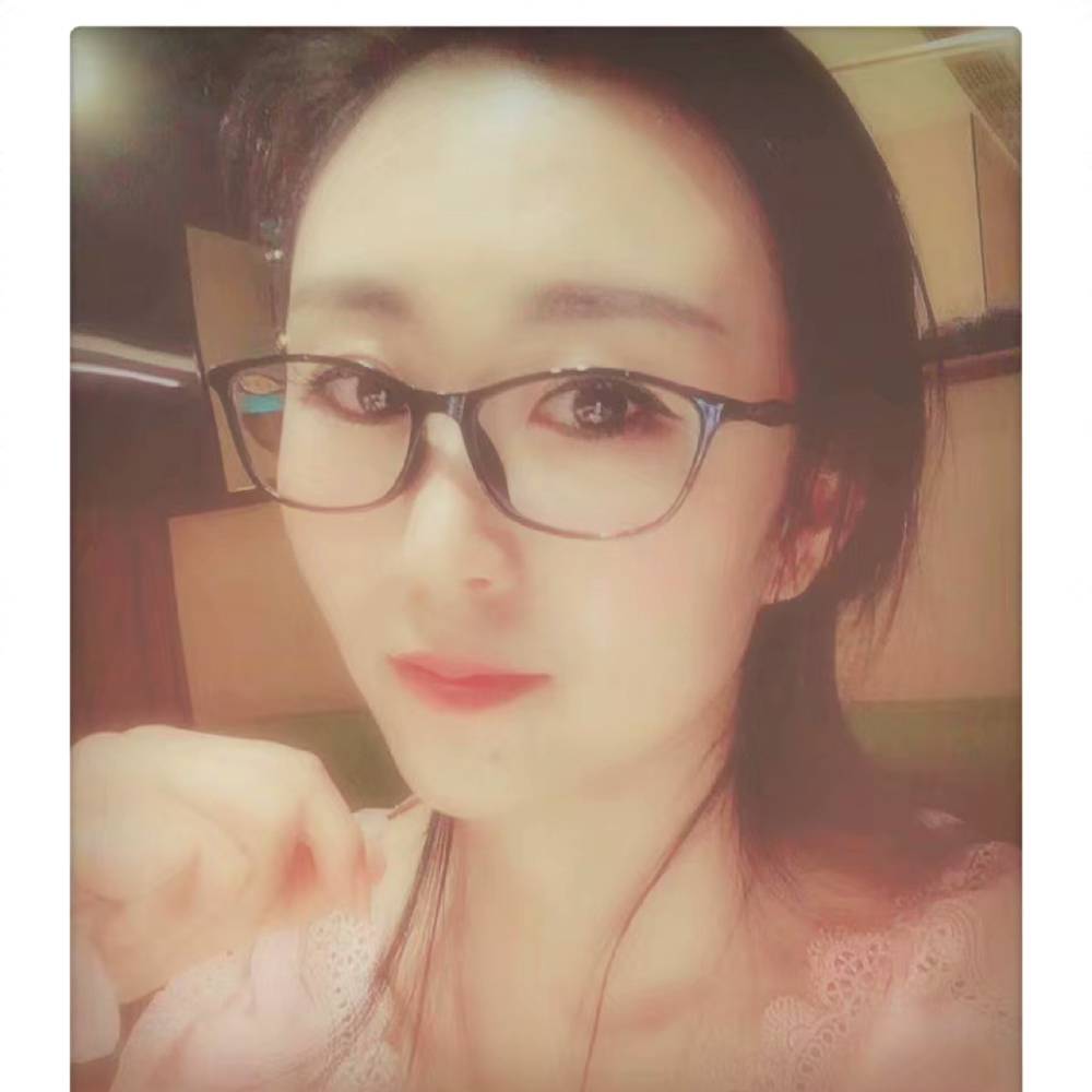回忆再美是曾经的照片