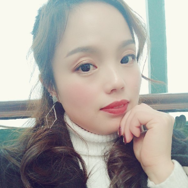 慈祥指甲油的照片