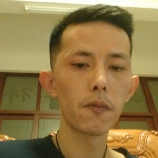 衬衫挽手超帅的照片