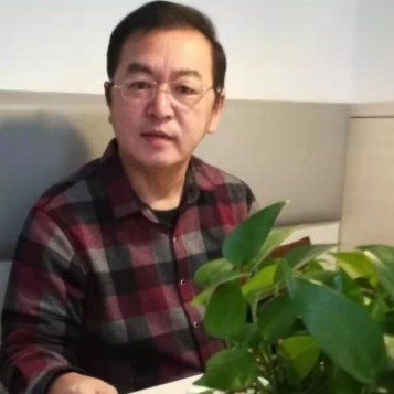坚定爱春天的照片