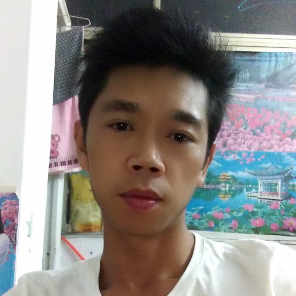 手套泪了粗暴的照片