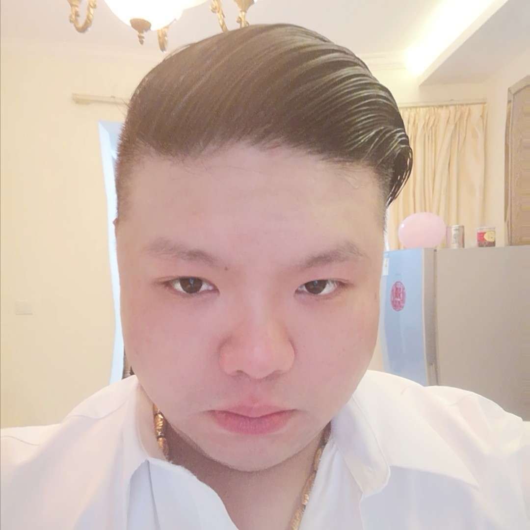 左眼跳跳的照片