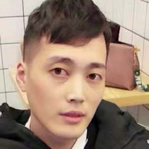 灯泡温婉的照片
