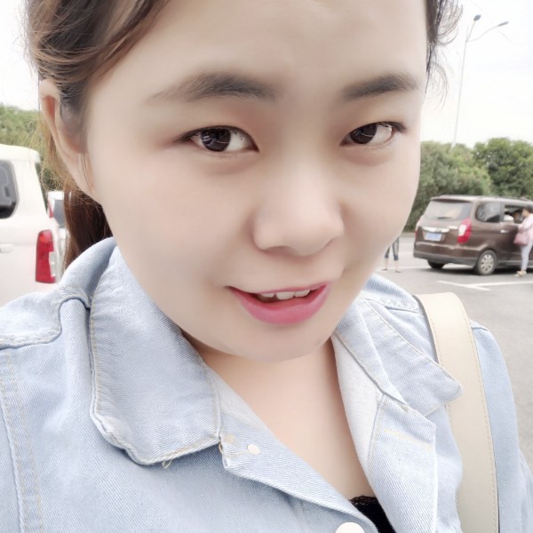 胖燕的照片