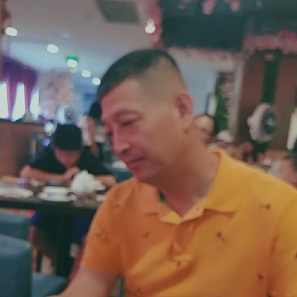 悲凉踢山水的照片
