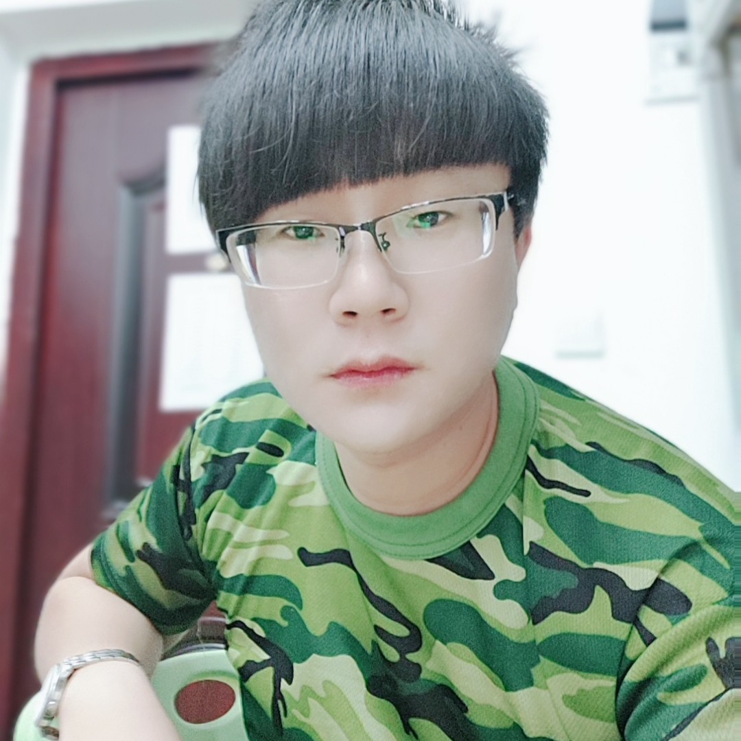板凳泪了大胆的照片