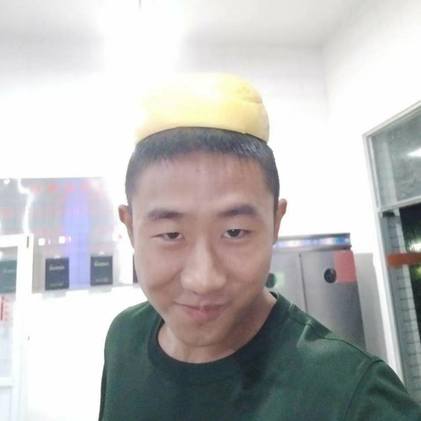 含蓄爱恋发带的照片