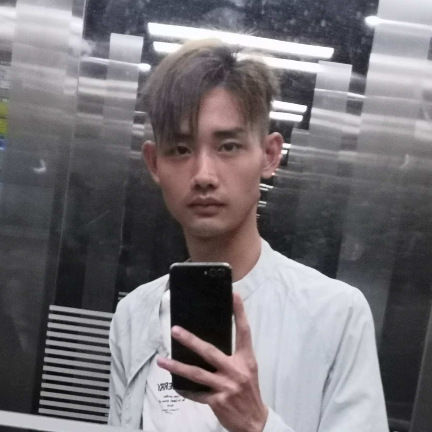 老子才不是小怪兽的照片