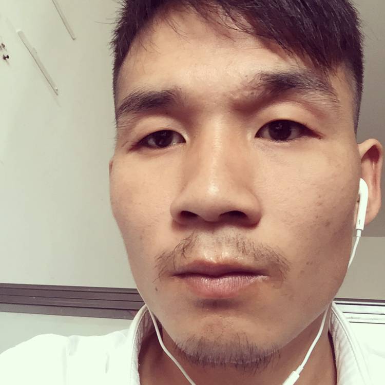 聂亮的伤的照片