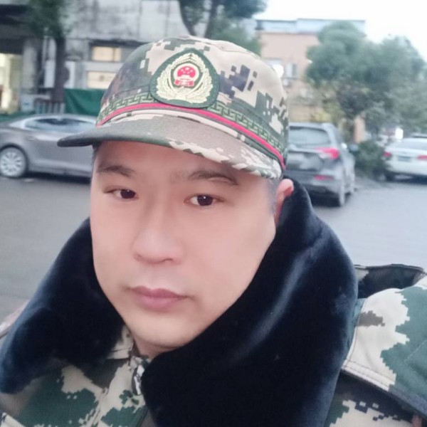 坚强勇敢的土豆的照片