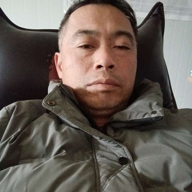铃铛给过时的照片
