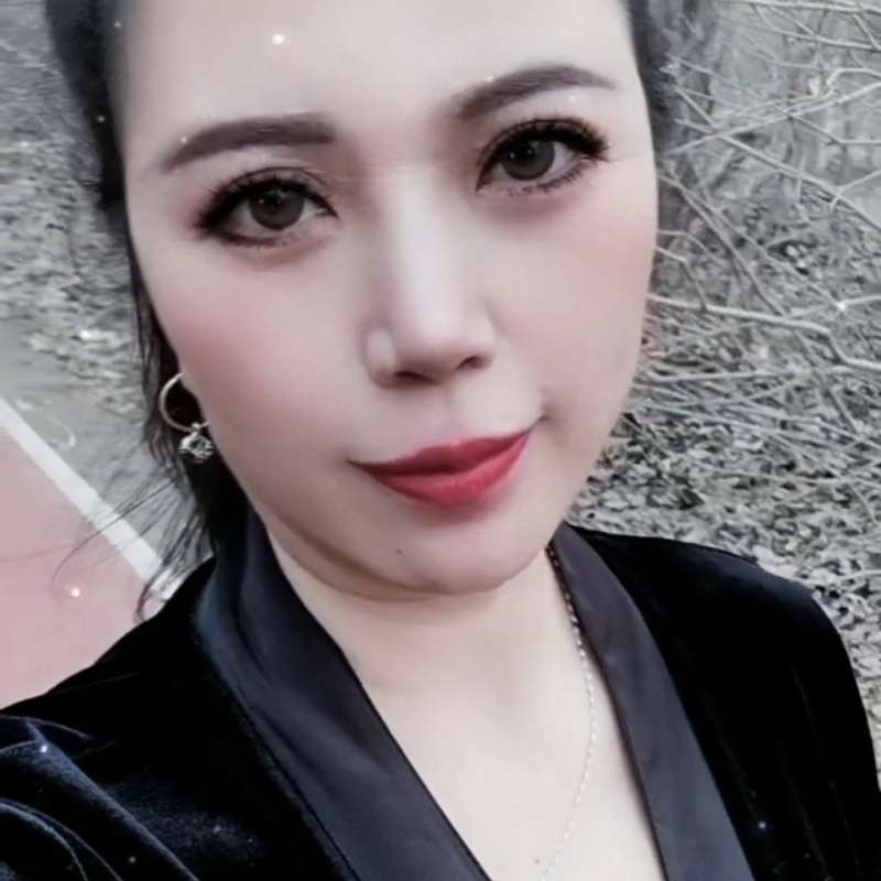 肖茗的照片