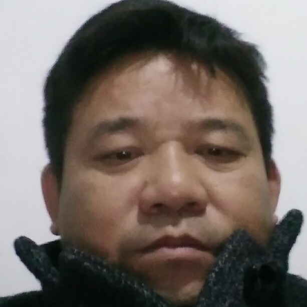 约龙城的照片