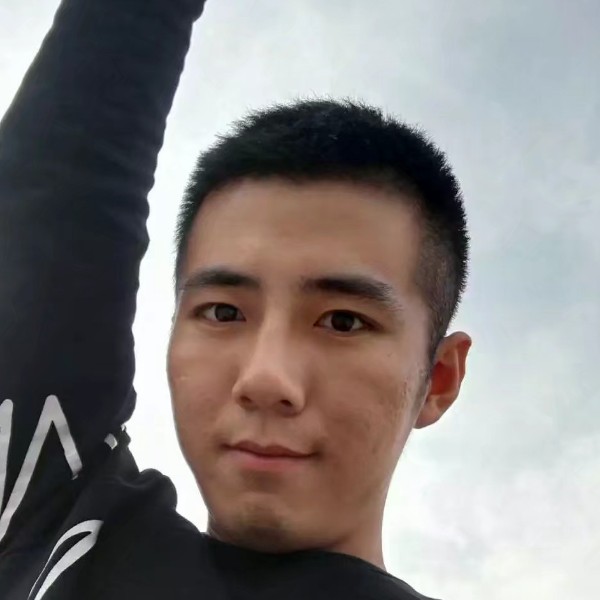 董少哥哥的照片