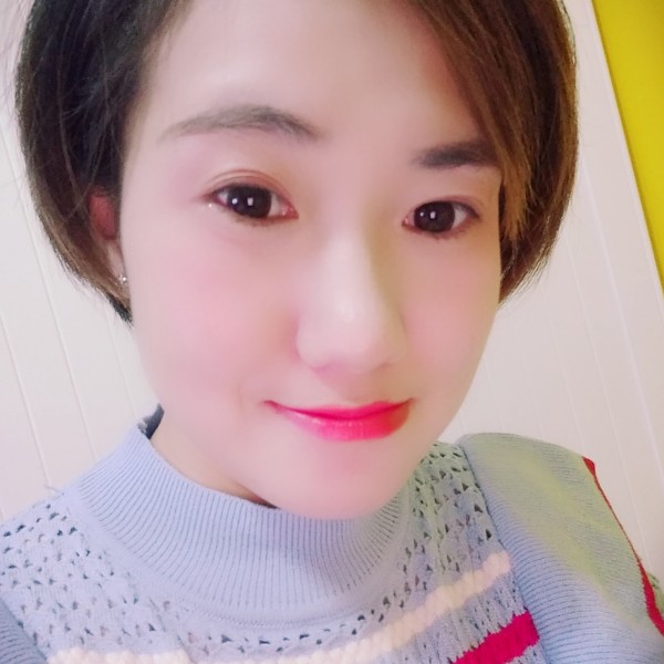 小姐姐的魅力的照片