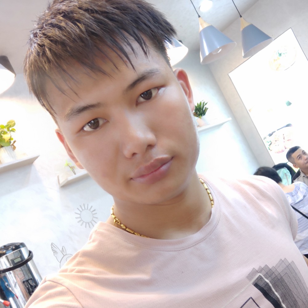 少女寒冷的照片