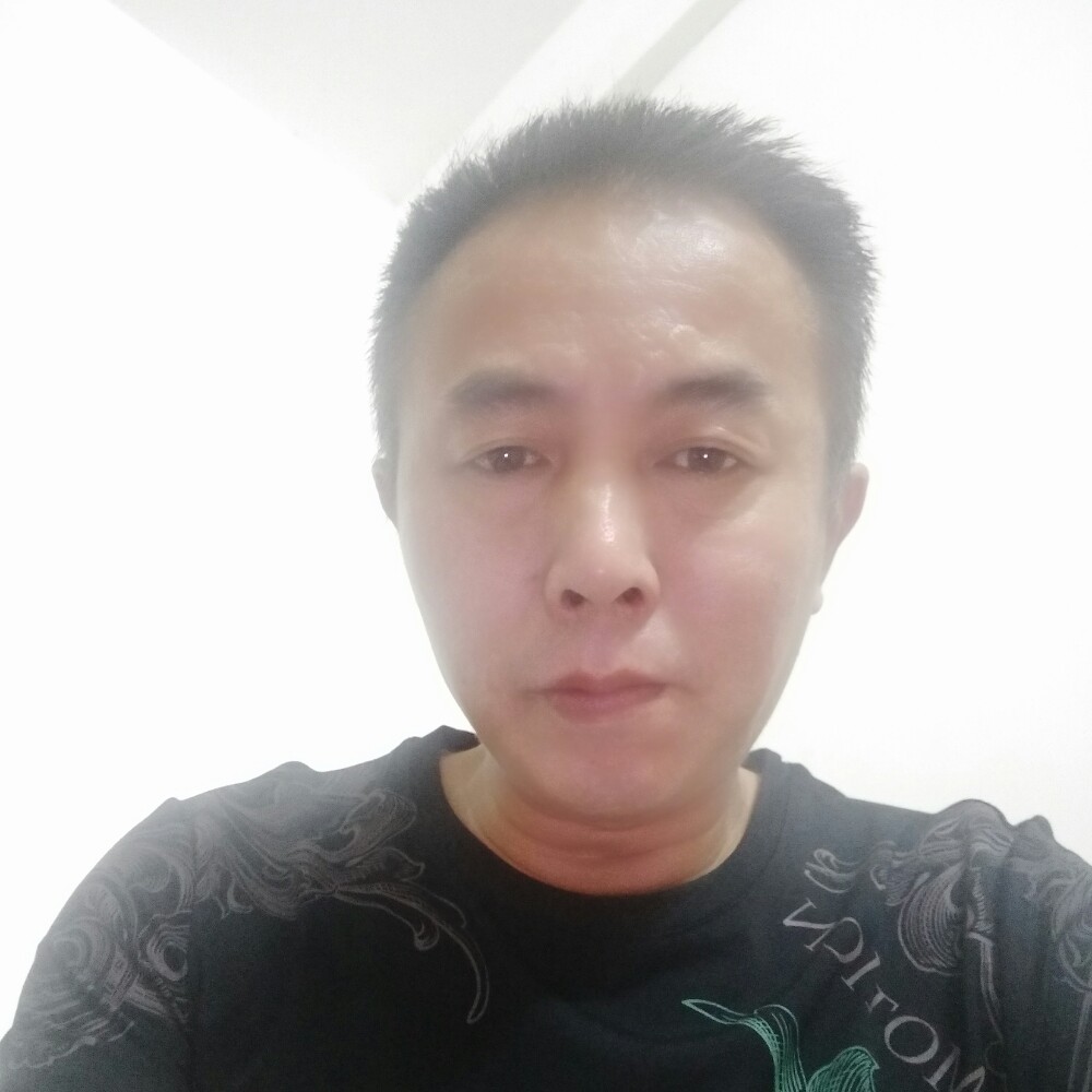 小懒虫拿能干的照片