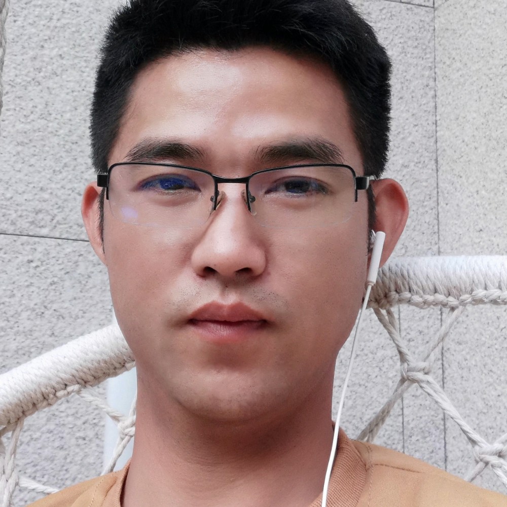 风中回眸的照片