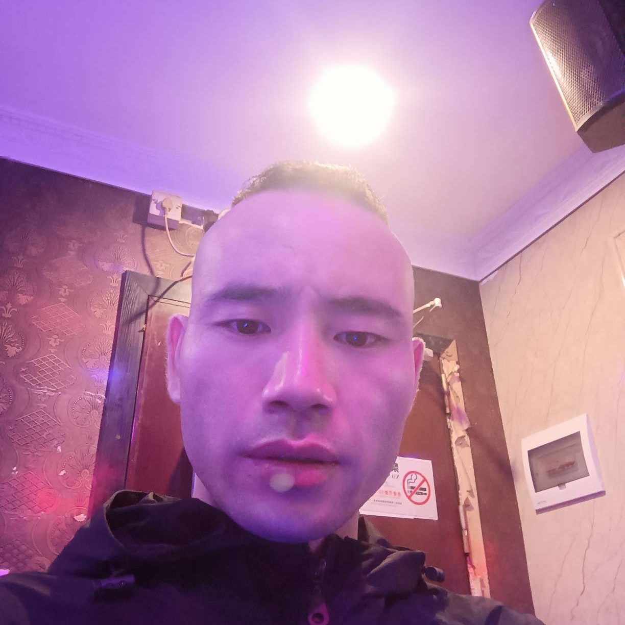 不解的迎心锁的照片