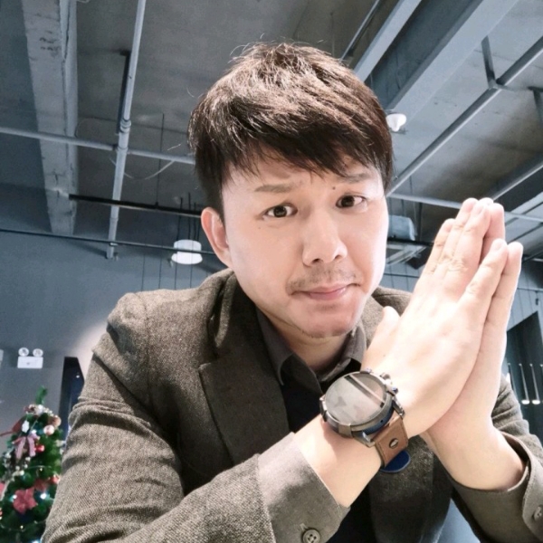 人生等于痴情的照片