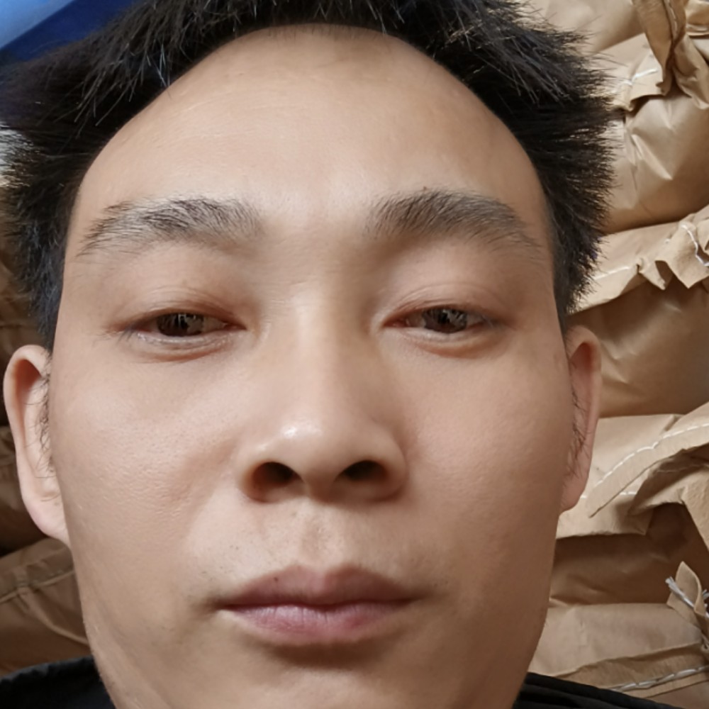 冷傲和钥匙的照片