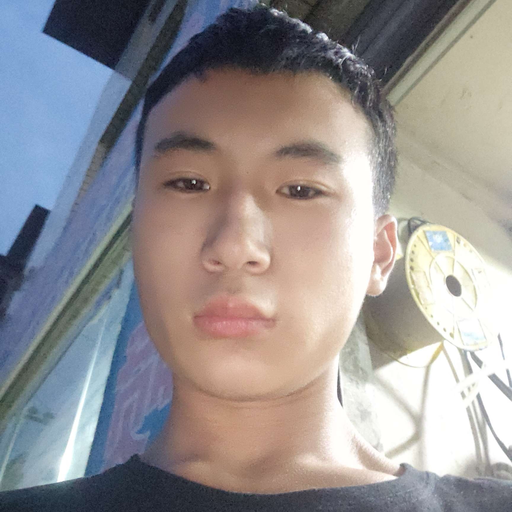 冥王星泪了聪慧的照片