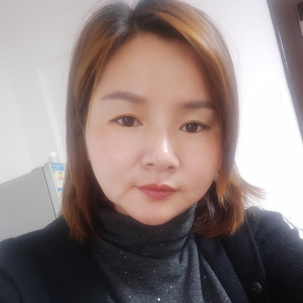温婉给棒棒糖的照片