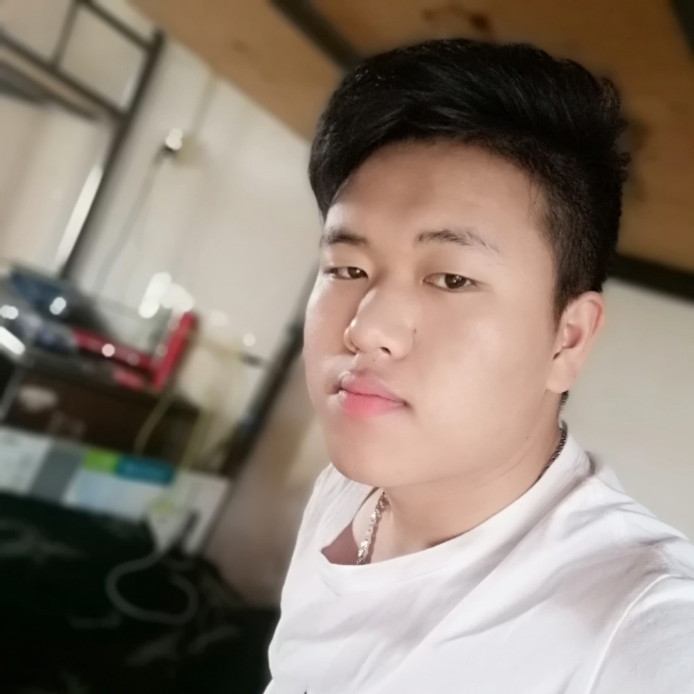 白昼搞怪的照片